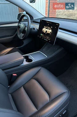 Внедорожник / Кроссовер Tesla Model Y 2022 в 