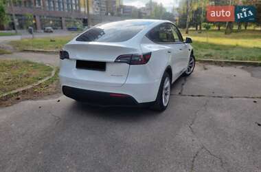 Внедорожник / Кроссовер Tesla Model Y 2023 в 