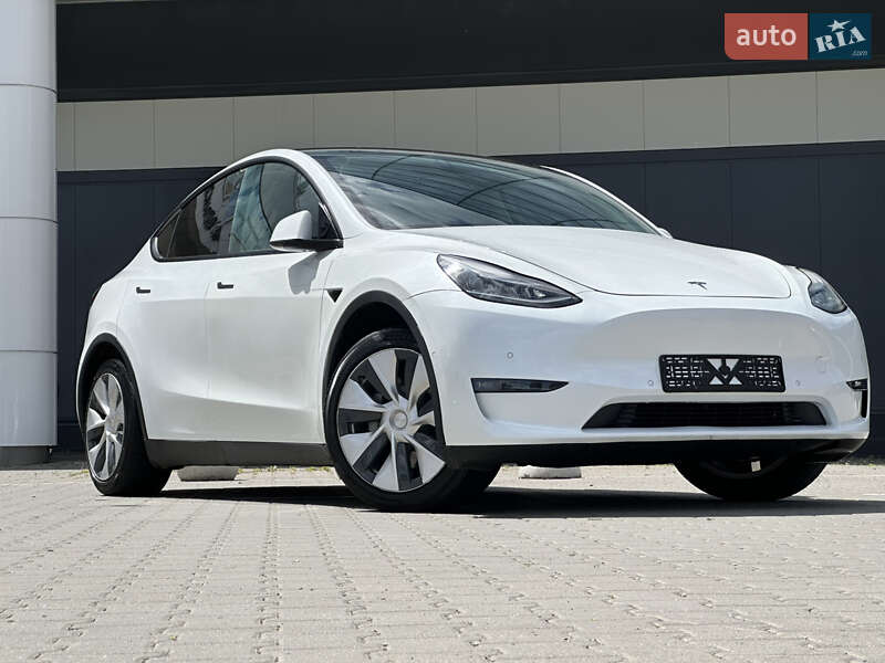 Внедорожник / Кроссовер Tesla Model Y 2021 в Киеве