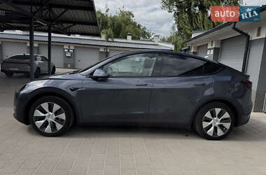 Внедорожник / Кроссовер Tesla Model Y 2023 в 