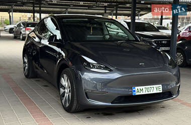 Внедорожник / Кроссовер Tesla Model Y 2023 в 