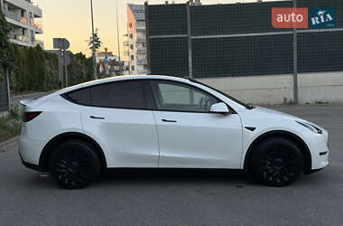Внедорожник / Кроссовер Tesla Model Y 2023 в 
