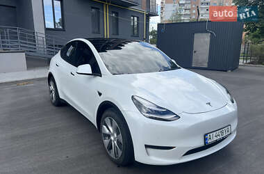 Внедорожник / Кроссовер Tesla Model Y 2021 в 