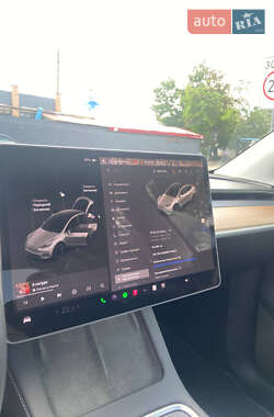 Внедорожник / Кроссовер Tesla Model Y 2023 в 