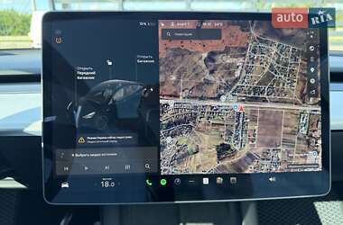 Внедорожник / Кроссовер Tesla Model Y 2021 в 