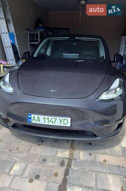 Внедорожник / Кроссовер Tesla Model Y 2024 в 
