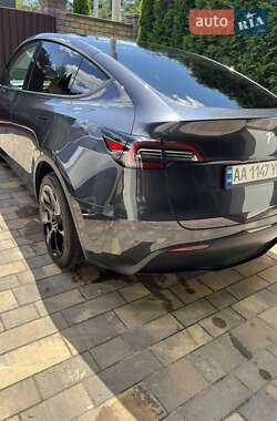 Внедорожник / Кроссовер Tesla Model Y 2024 в 