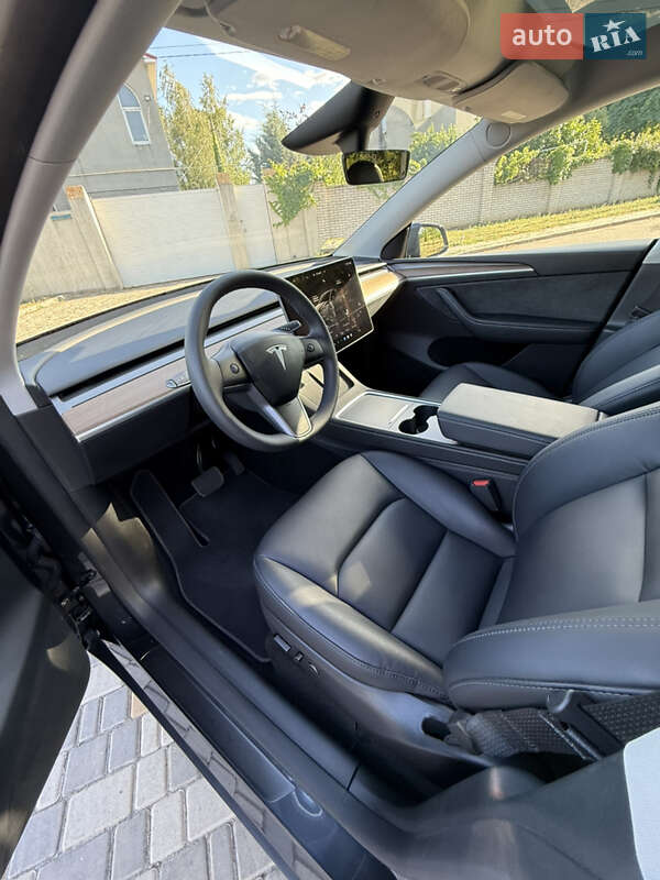 Внедорожник / Кроссовер Tesla Model Y 2024 в Одессе