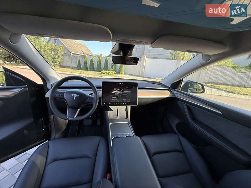 Внедорожник / Кроссовер Tesla Model Y 2024 в Одессе