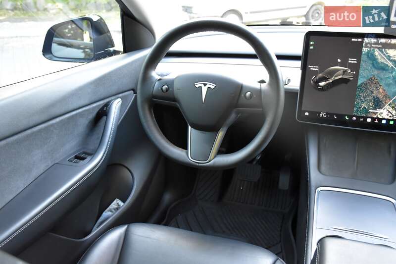 Внедорожник / Кроссовер Tesla Model Y 2021 в Дрогобыче