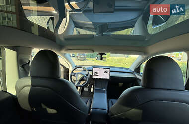 Позашляховик / Кросовер Tesla Model Y 2022 в 