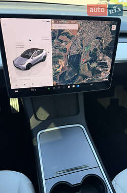 Внедорожник / Кроссовер Tesla Model Y 2024 в 