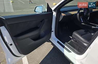 Внедорожник / Кроссовер Tesla Model Y 2020 в 