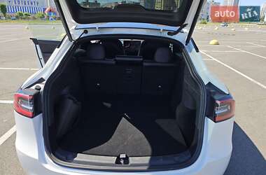 Внедорожник / Кроссовер Tesla Model Y 2020 в 