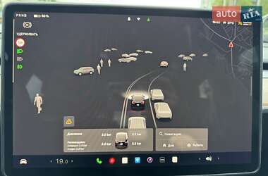 Внедорожник / Кроссовер Tesla Model Y 2024 в 