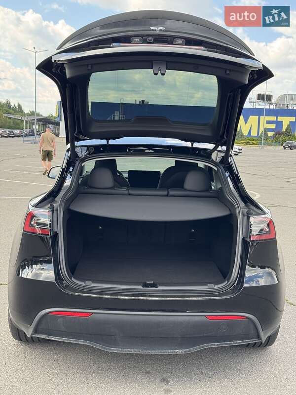 Внедорожник / Кроссовер Tesla Model Y 2024 в Днепре