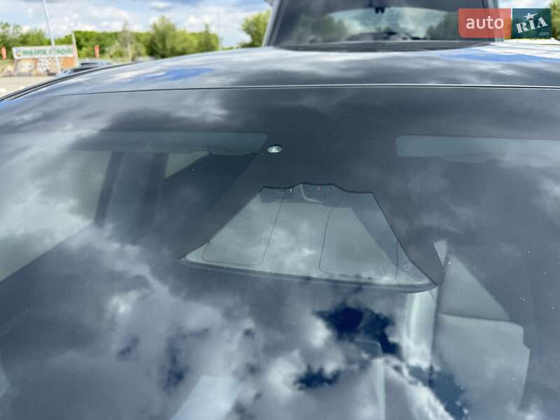 Внедорожник / Кроссовер Tesla Model Y 2024 в Днепре
