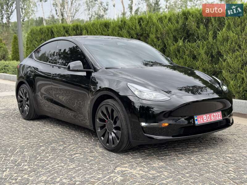 Внедорожник / Кроссовер Tesla Model Y 2024 в Днепре