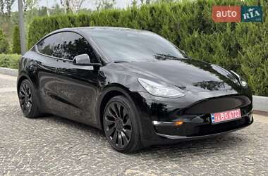 Внедорожник / Кроссовер Tesla Model Y 2024 в 