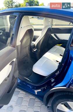 Внедорожник / Кроссовер Tesla Model Y 2020 в 