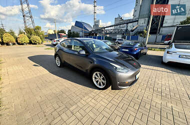 Внедорожник / Кроссовер Tesla Model Y 2024 в 