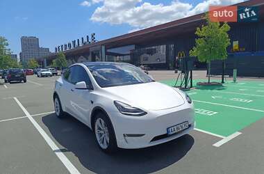 Внедорожник / Кроссовер Tesla Model Y 2023 в 