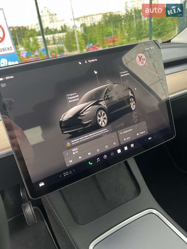 Внедорожник / Кроссовер Tesla Model Y 2024 в Киеве