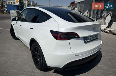 Внедорожник / Кроссовер Tesla Model Y 2021 в 