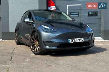 Внедорожник / Кроссовер Tesla Model Y 2023 в Киеве