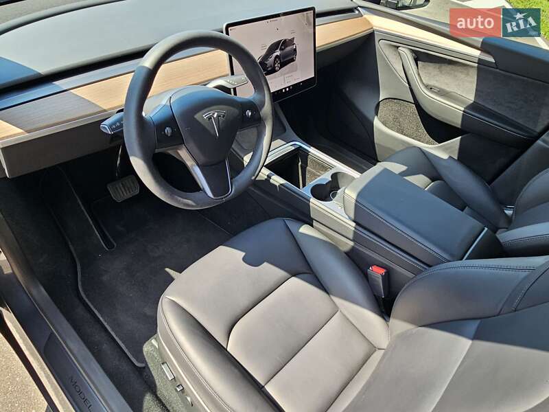 Внедорожник / Кроссовер Tesla Model Y 2023 в Киеве фото 18 Внедорожник / Кроссовер Tesla Model Y 2023 в Киеве