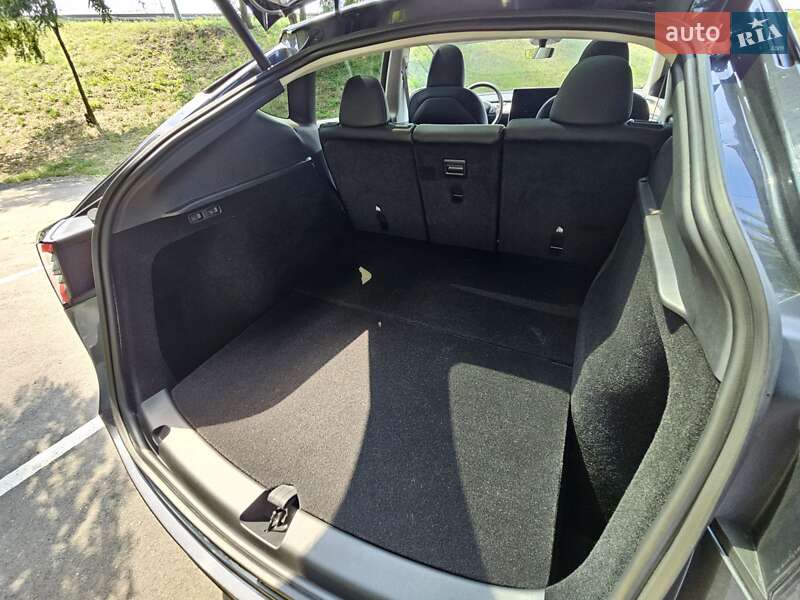 Внедорожник / Кроссовер Tesla Model Y 2023 в Киеве
