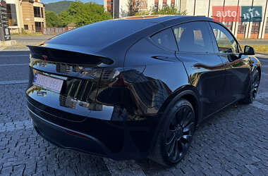 Внедорожник / Кроссовер Tesla Model Y 2021 в 