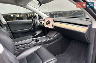 Внедорожник / Кроссовер Tesla Model Y 2022 в Львове