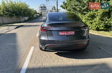 Внедорожник / Кроссовер Tesla Model Y 2023 в 
