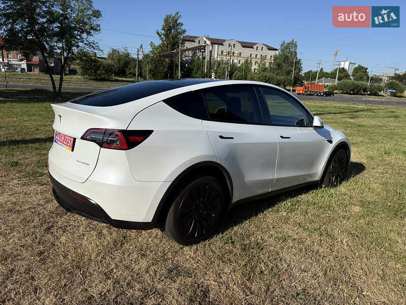 Внедорожник / Кроссовер Tesla Model Y 2021 в Львове