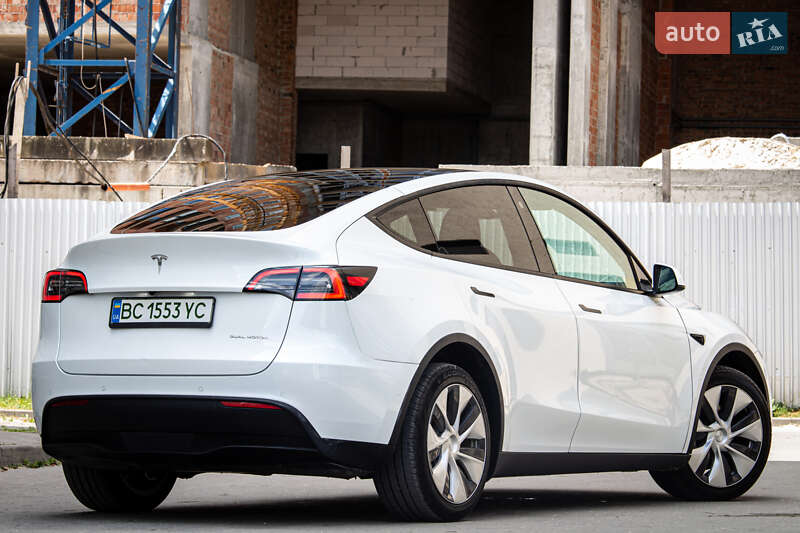Внедорожник / Кроссовер Tesla Model Y 2021 в Львове