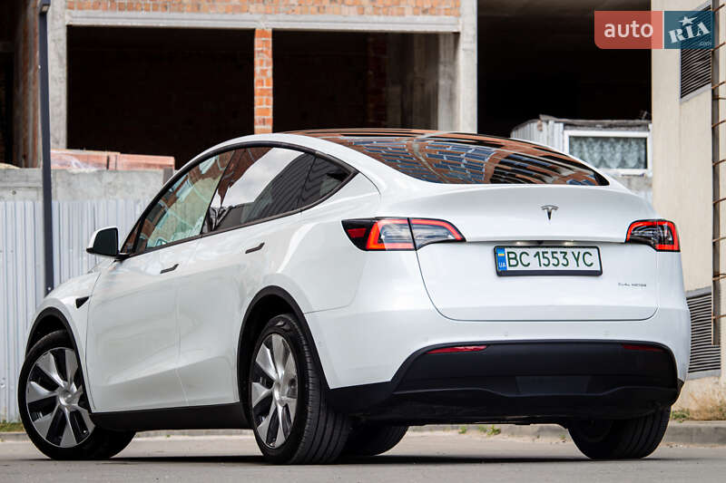 Внедорожник / Кроссовер Tesla Model Y 2021 в Львове
