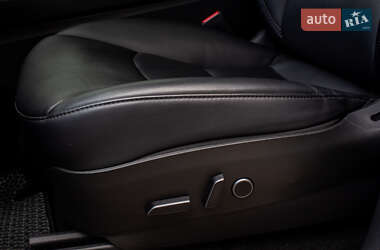 Позашляховик / Кросовер Tesla Model Y 2021 в 