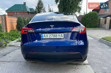 Внедорожник / Кроссовер Tesla Model Y 2021 в 