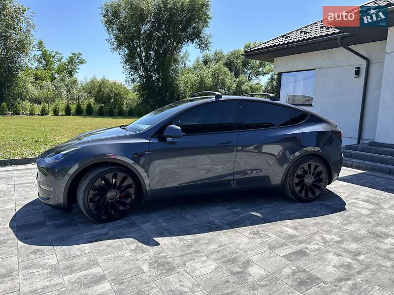 Tesla Model Y 2022