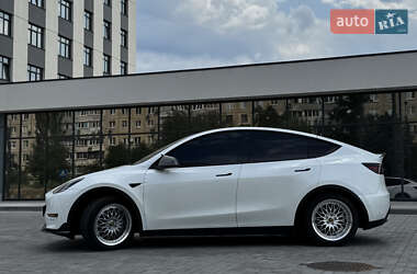 Внедорожник / Кроссовер Tesla Model Y 2022 в 