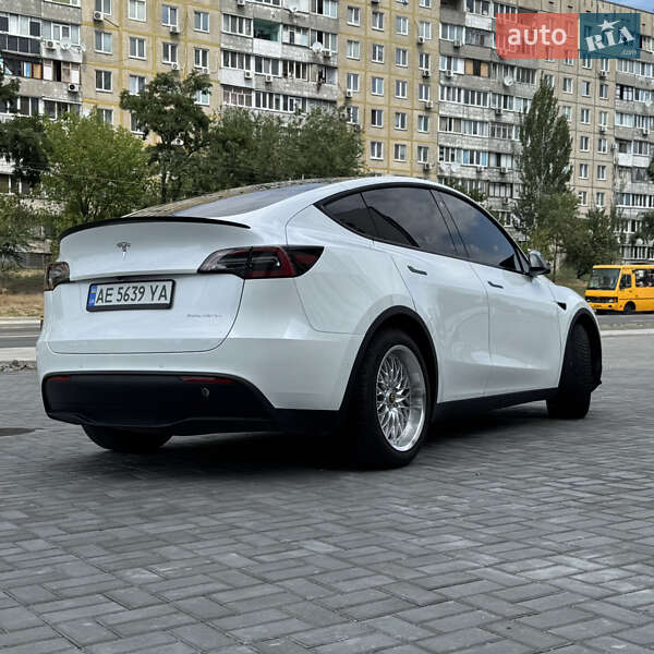 Внедорожник / Кроссовер Tesla Model Y 2022 в Днепре