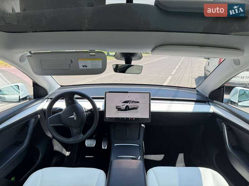Позашляховик / Кросовер Tesla Model Y 2023 в Львові