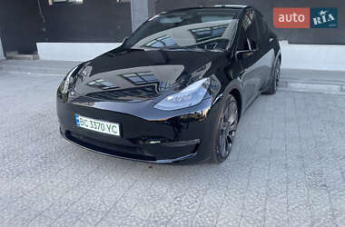 Внедорожник / Кроссовер Tesla Model Y 2021 в 