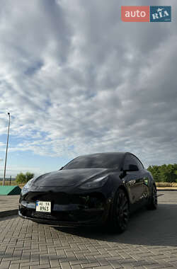 Позашляховик / Кросовер Tesla Model Y 2022 в 