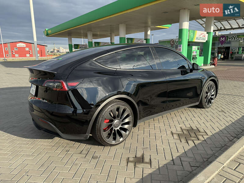 Внедорожник / Кроссовер Tesla Model Y 2022 в Днепре