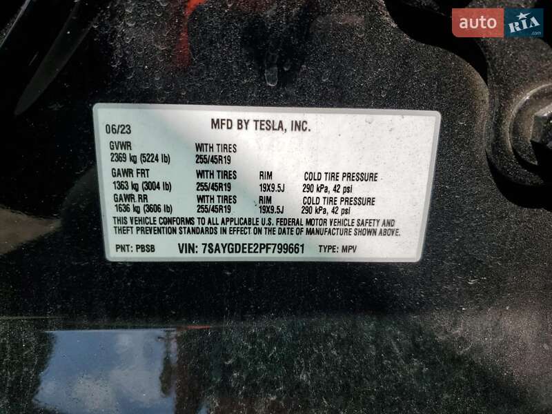 Внедорожник / Кроссовер Tesla Model Y 2023 в Киеве