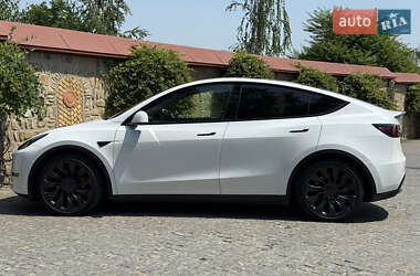 Внедорожник / Кроссовер Tesla Model Y 2023 в 