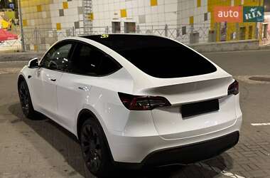Внедорожник / Кроссовер Tesla Model Y 2022 в 