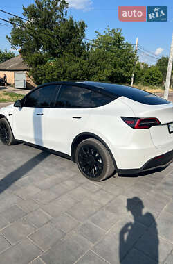 Внедорожник / Кроссовер Tesla Model Y 2022 в 